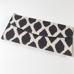Vera Bradley Collapsible Ikat Sunglass Case